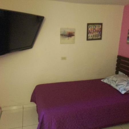 Comfort Home Escalon 圣萨尔瓦多 外观 照片